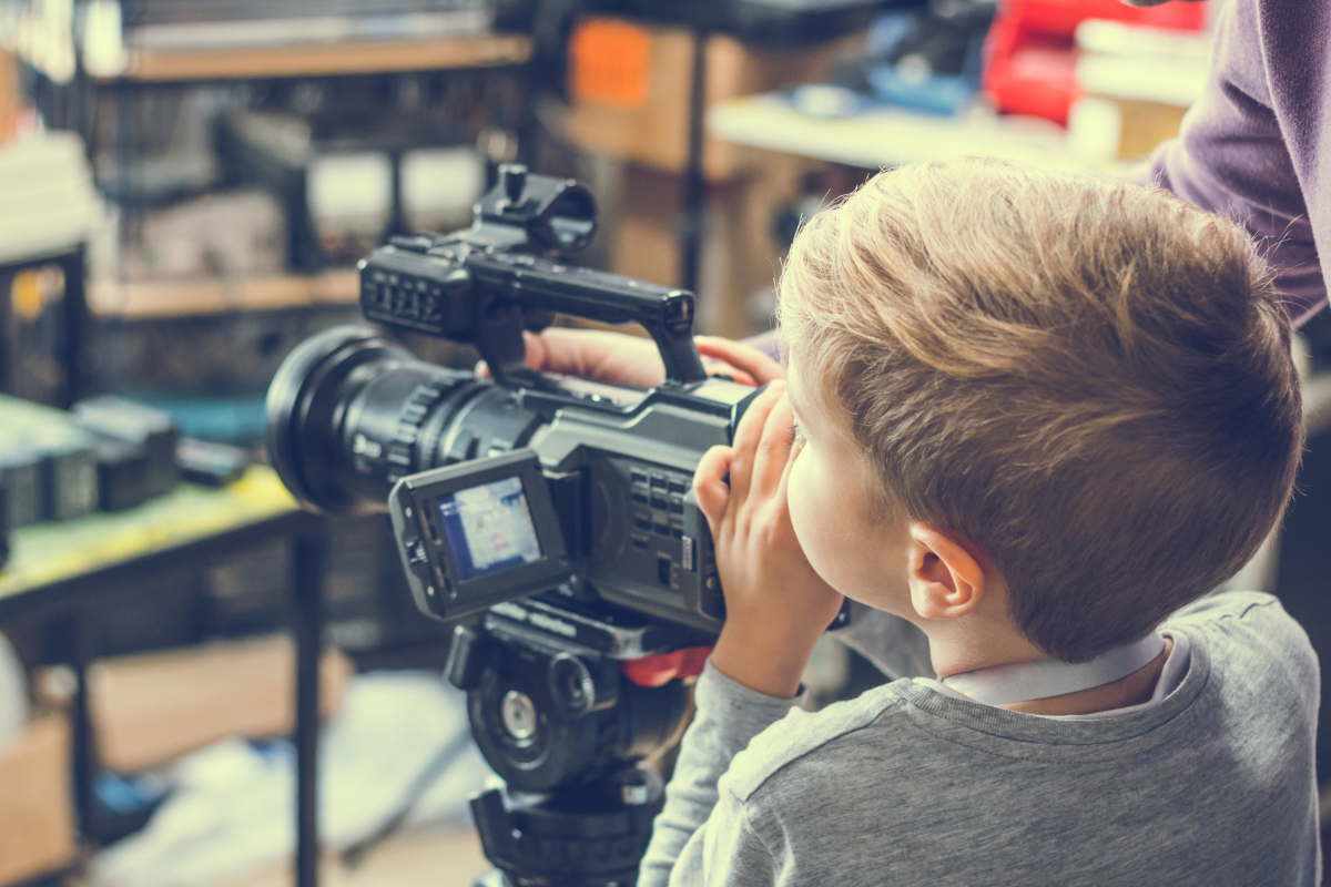 Hollywood at Home: How to Make a Home Movie with Your Kids