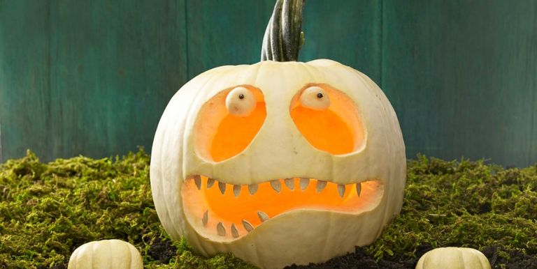 zombie grin halloween carving pumpkin
